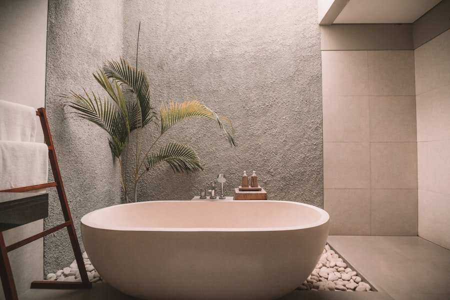Stone bath with freestanding tub
